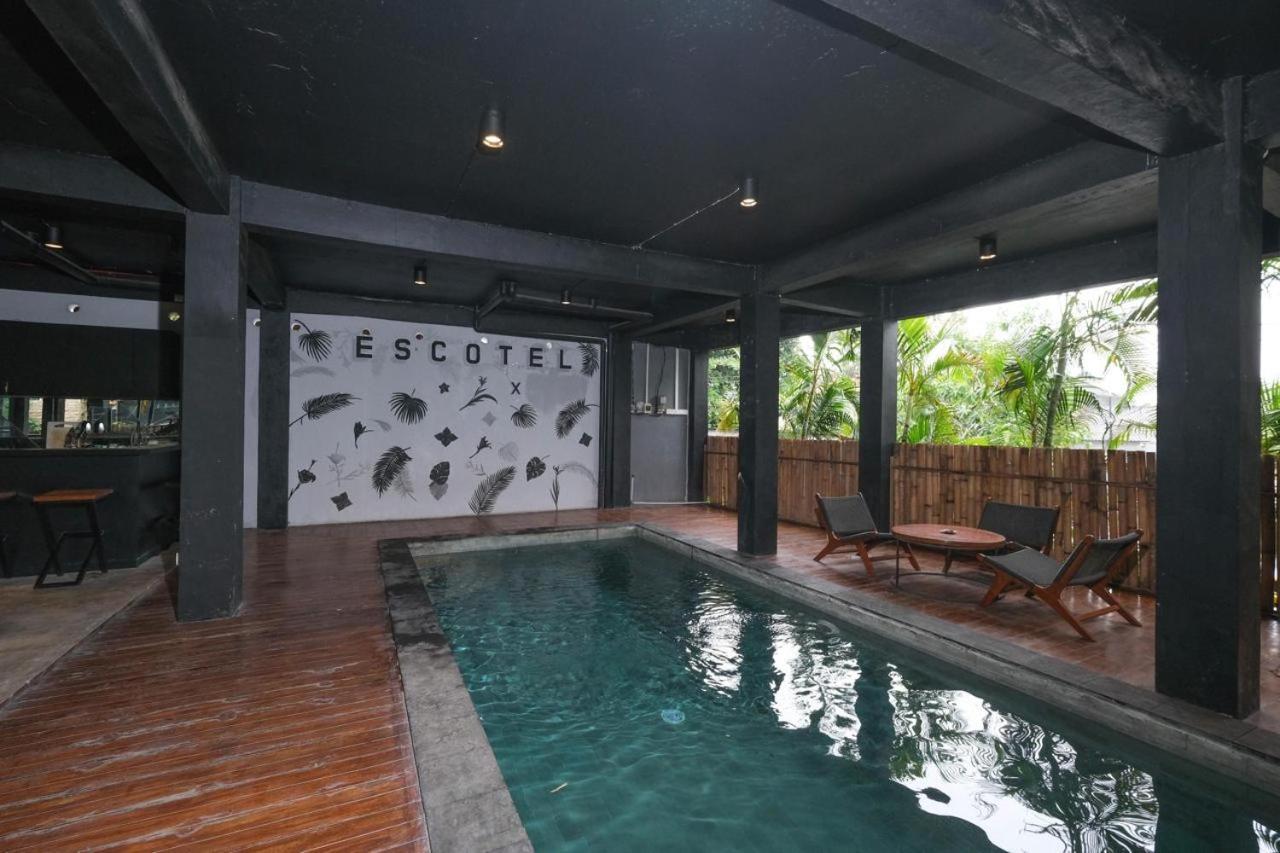 Escotel Krisnantara Canggu Εξωτερικό φωτογραφία