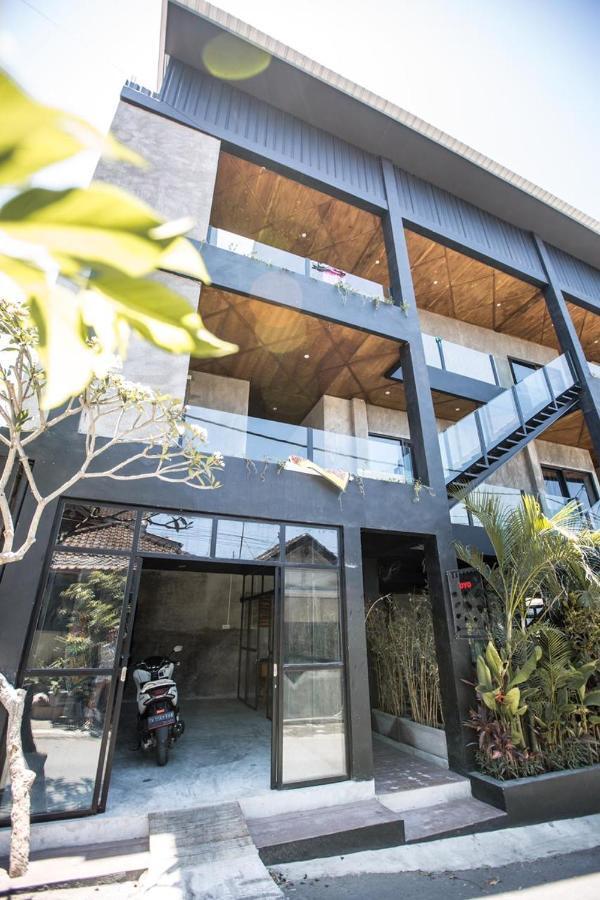 Escotel Krisnantara Canggu Εξωτερικό φωτογραφία